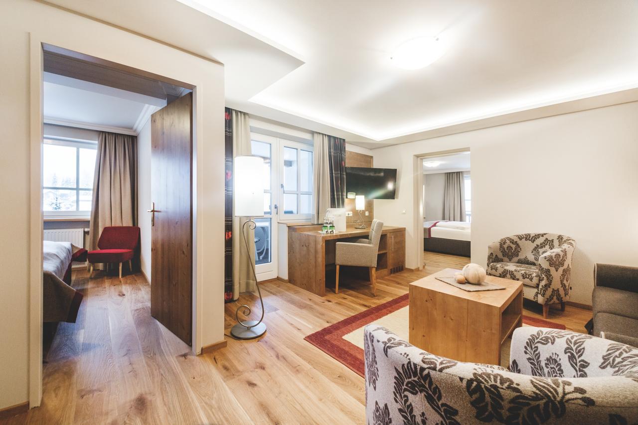 Familien- Und Wellnesshotel Hanneshof Kleinarl Bagian luar foto