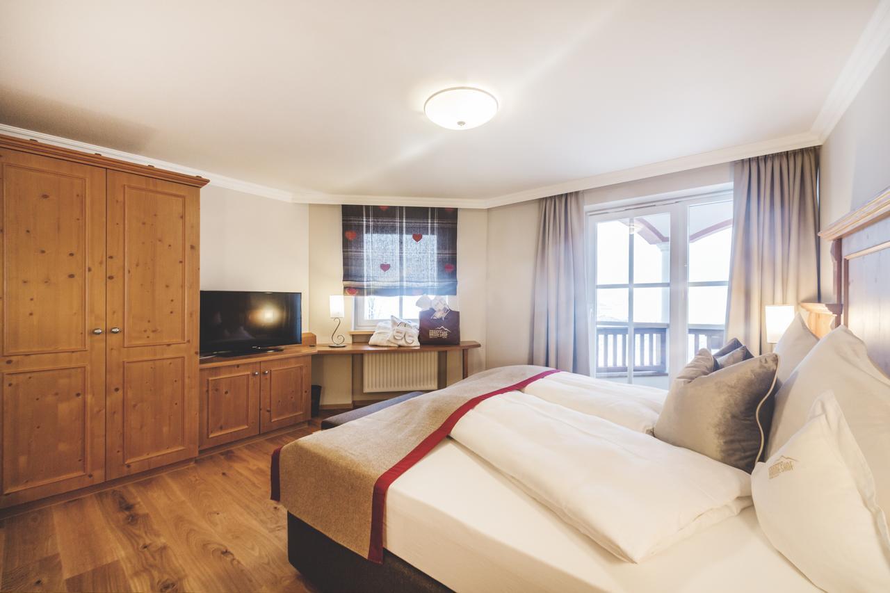 Familien- Und Wellnesshotel Hanneshof Kleinarl Bagian luar foto